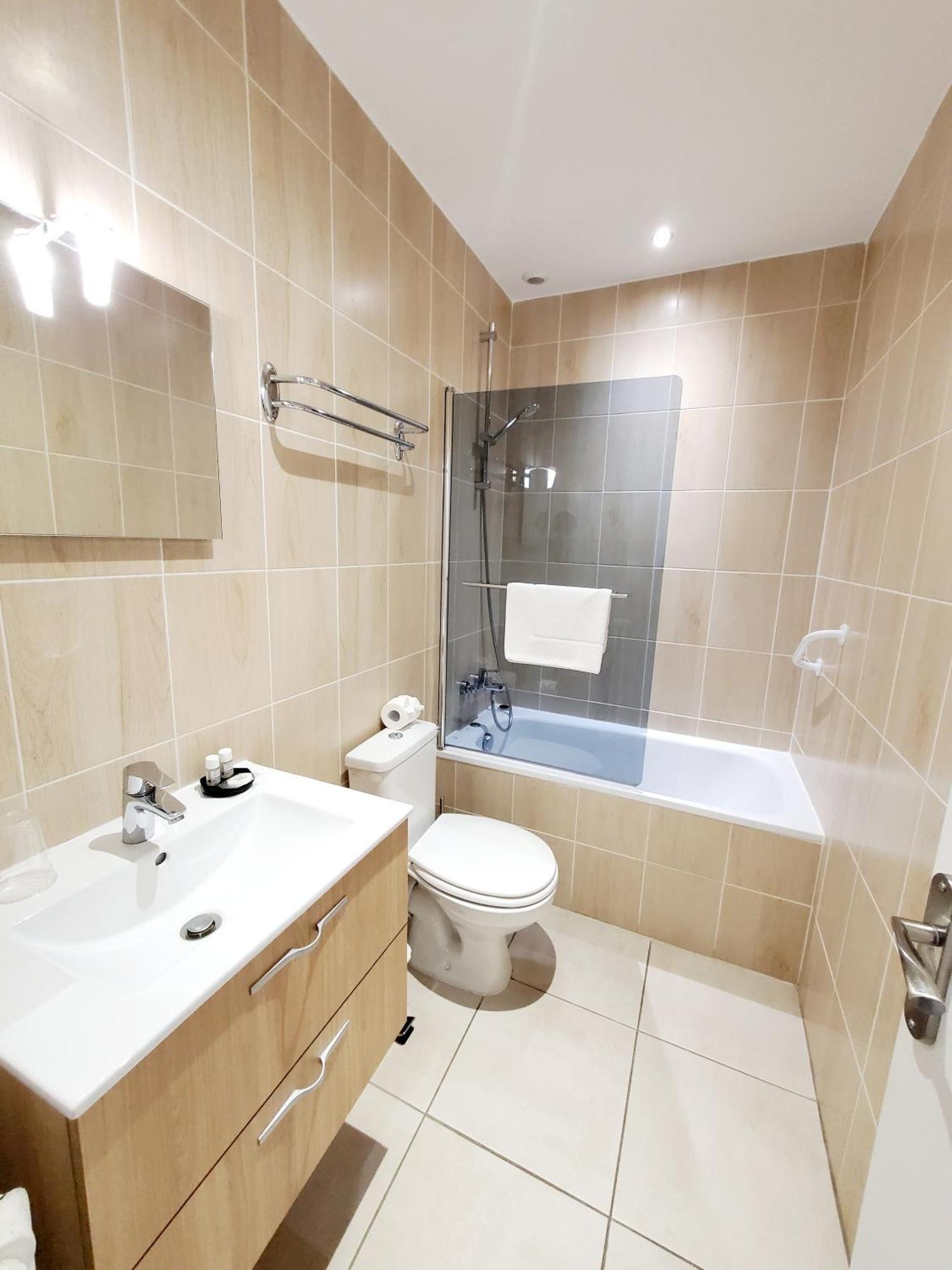 Logis Hotel Belle Etoile וישי מראה חיצוני תמונה